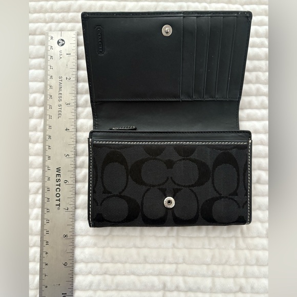 Coach Signature Black Wallet - Picture 2 of 4